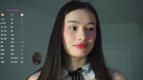 Snapshot of floralmuse chatting on October 2025 04:46:02 AM Viola online show from October 2025 04:46:02 AM