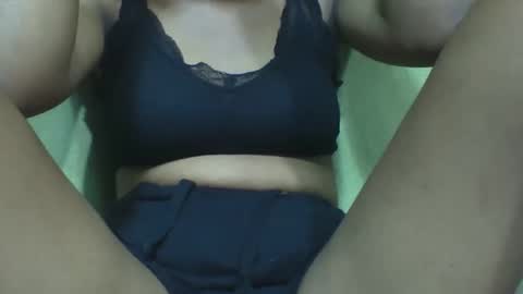 Snapshot of florine592953 chatting on February 2026 11:39:02 AM florine592953 online show from February 2026 11:39:02 AM