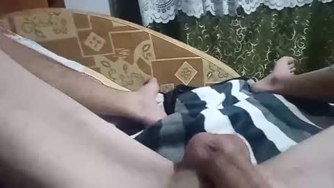 Snapshot of florintrelia44 chatting on November 2025 07:15:01 PM florintrelia44 online show from November 2025 07:15:01 PM