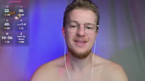 Snapshot of flower_haze chatting on December 2024 01:37:02 AM Alexander online show from December 2024 01:37:02 AM