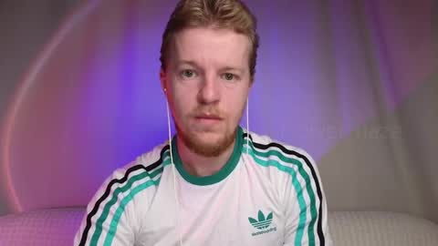 Snapshot of flower_haze chatting on December 2024 02:43:02 AM Alexander online show from December 2024 02:43:02 AM