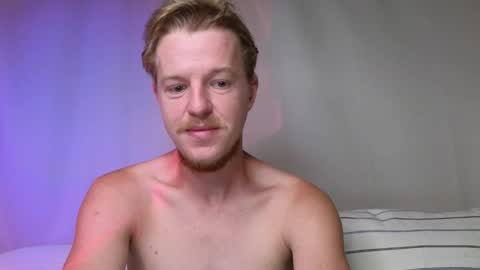 Snapshot of flower_haze chatting on September 2025 04:08:01 PM Alexander online show from September 2025 04:08:01 PM