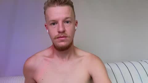 Snapshot of flower_haze chatting on October 2025 04:54:01 AM Alexander online show from October 2025 04:54:01 AM