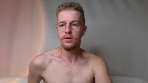 Snapshot of flower_haze chatting on October 2025 02:34:01 AM Alexander online show from October 2025 02:34:01 AM