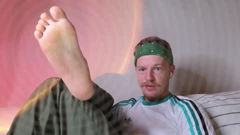 Snapshot of flower_haze chatting on October 2025 05:59:02 PM Alexander online show from October 2025 05:59:02 PM