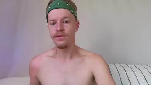 Snapshot of flower_haze chatting on November 2025 05:54:01 AM Alexander online show from November 2025 05:54:01 AM