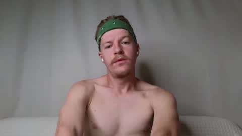 Snapshot of flower_haze chatting on November 2025 02:57:01 AM Alexander online show from November 2025 02:57:01 AM