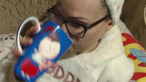 say meow and send tip  online show from February 2025 10:11:01 PM