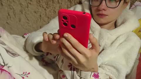 say meow and send tip  online show from February 2025 05:26:02 AM