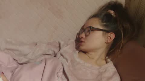 say meow and send tip  online show from November 2025 01:43:01 PM