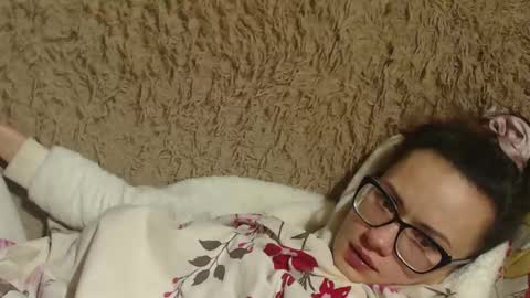 say meow and send tip  online show from February 2025 02:01:01 AM