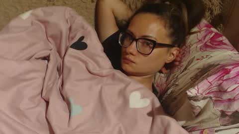 say meow and send tip  online show from September 2025 05:36:02 PM