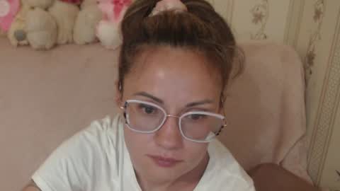 say meow  and  send tip  online show from June 2026 08:18:01 PM
