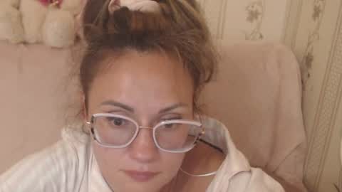 say meow  and  send tip  online show from June 2026 02:43:02 PM
