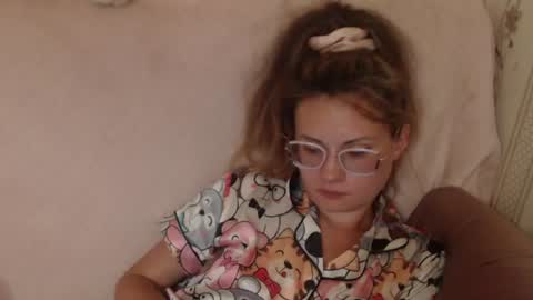 say meow  and  send tip  online show from July 2026 05:19:02 PM