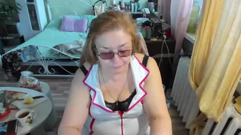 Flowerlower online show from April 2026 03:14:02 PM