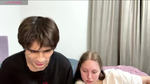 flowerscouple online show from May 2026 10:28:02 PM