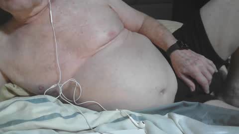 FLshowman online show from March 2025 02:17:01 AM