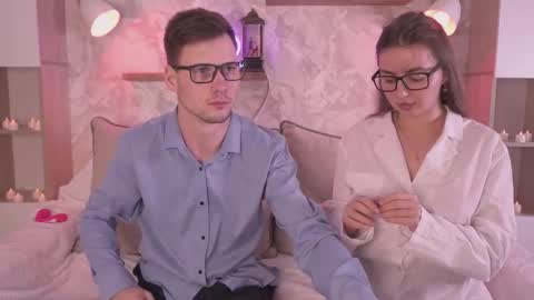 Snapshot of fluffy_hat chatting on November 2025 03:25:01 PM Fluffy and Krut online show from November 2025 03:25:01 PM