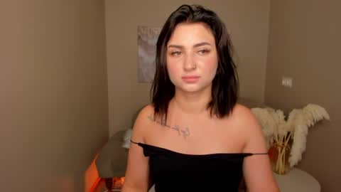 Lina online show from July 2026 12:13:02 AM