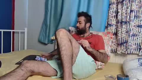 Fly online show from December 2025 10:02:01 AM