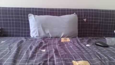 flylen online show from December 2025 04:02:01 PM