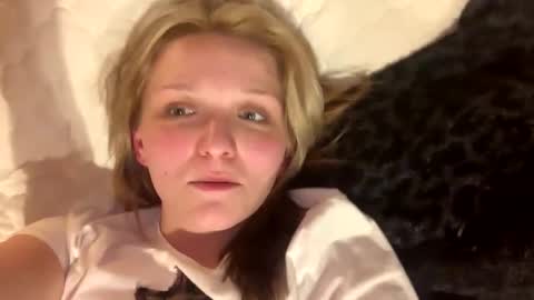 Snapshot of fngerlckingood chatting on February 2025 01:04:02 AM fngerlckingood online show from February 2025 01:04:02 AM