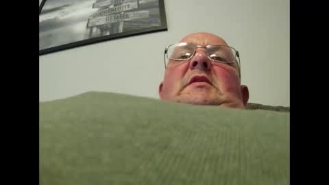 Snapshot of focusfuker chatting on September 2025 01:13:01 PM focusfuker online show from September 2025 01:13:01 PM