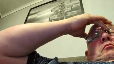 Snapshot of focusfuker chatting on February 2026 12:33:02 AM focusfuker online show from February 2026 12:33:02 AM