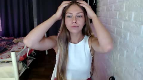 Snapshot of fofhcf chatting on September 2025 12:10:02 AM Molli Ready for any play with you. Hottest show in pvt Help a student earn big tokens online show from September 2025 12:10:02 AM