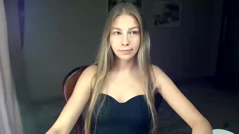 Snapshot of fofhcf chatting on October 2025 04:39:02 PM Molli Ready for any play with you. Hottest show in pvt Help a student earn big tokens online show from October 2025 04:39:02 PM