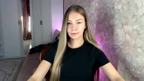 Snapshot of fofhcf chatting on October 2025 12:27:01 PM Molli Ready for any play with you. Hottest show in pvt Help a student earn big tokens online show from October 2025 12:27:01 PM