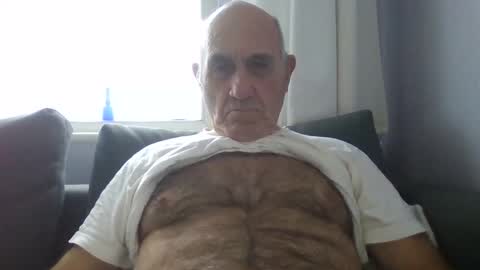 follador1001 online show from October 2025 09:19:01 AM