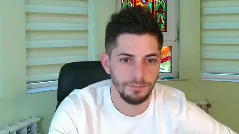 independent model online show from January 2025 02:32:01 PM