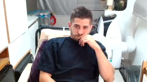 independent model online show from June 2026 07:56:01 PM