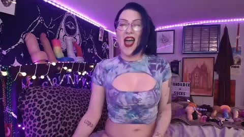 Snapshot of fondadix_ chatting on March 2025 10:03:02 AM Fonda Dix online show from March 2025 10:03:02 AM