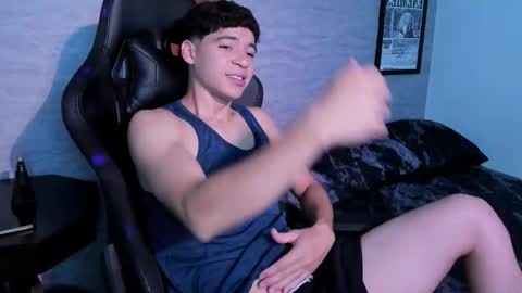 Foni online show from March 2026 07:44:01 PM