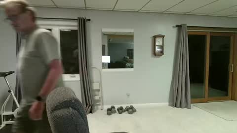 Snapshot of foodforcatfists chatting on September 2025 02:24:01 AM foodforcatfists online show from September 2025 02:24:01 AM