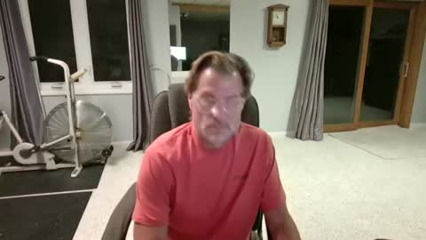 Snapshot of foodforcatfists chatting on September 2025 02:48:01 AM foodforcatfists online show from September 2025 02:48:01 AM