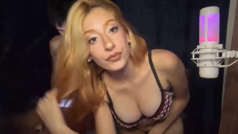 Snapshot of footaurastudio chatting on February 2026 02:41:01 AM footaurastudio online show from February 2026 02:41:01 AM