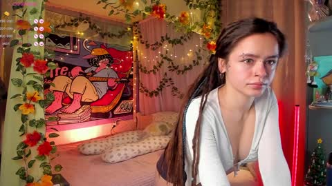     online show from February 2025 02:02:01 PM