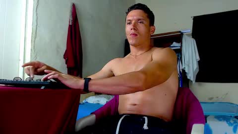 Frank online show from September 2025 02:22:02 AM