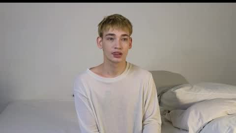 Snapshot of forever_eren chatting on February 2026 11:30:02 PM forever_eren online show from February 2026 11:30:02 PM