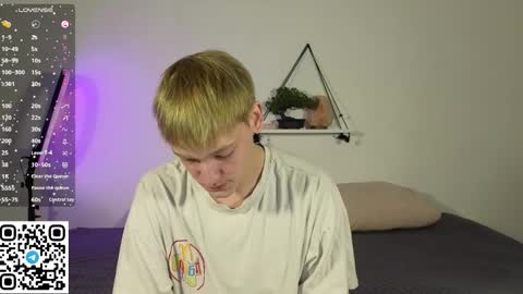 Snapshot of forever_eren chatting on February 2026 01:02:02 AM forever_eren online show from February 2026 01:02:02 AM