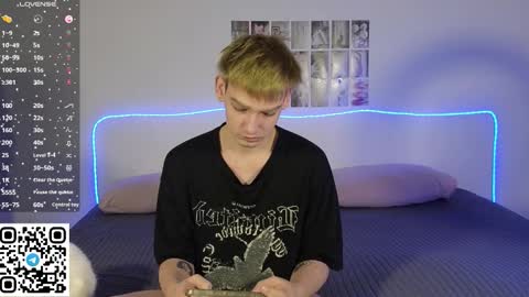 Snapshot of forever_eren chatting on February 2026 02:08:02 AM forever_eren online show from February 2026 02:08:02 AM