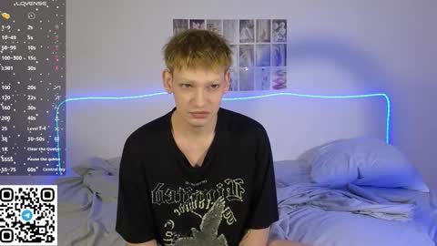 Snapshot of forever_eren chatting on February 2026 12:44:02 AM forever_eren online show from February 2026 12:44:02 AM