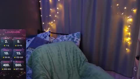 Snapshot of foreversmileme chatting on December 2024 12:50:01 AM Julia online show from December 2024 12:50:01 AM