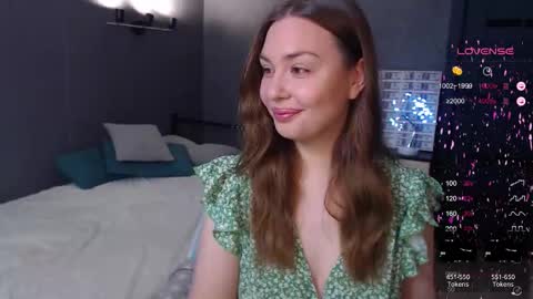 Julia online show from December 2025 04:24:01 PM