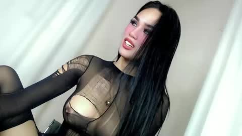 KHATRINA STACIE MARIE online show from May 2026 12:50:01 AM