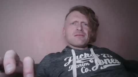 Snapshot of forgotten_lover chatting on February 2025 04:09:02 PM forgotten_lover online show from February 2025 04:09:02 PM